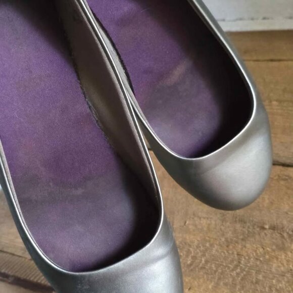 Size 8 Silver Predictions Ballet Flats Shoes - Picture 6 of 7